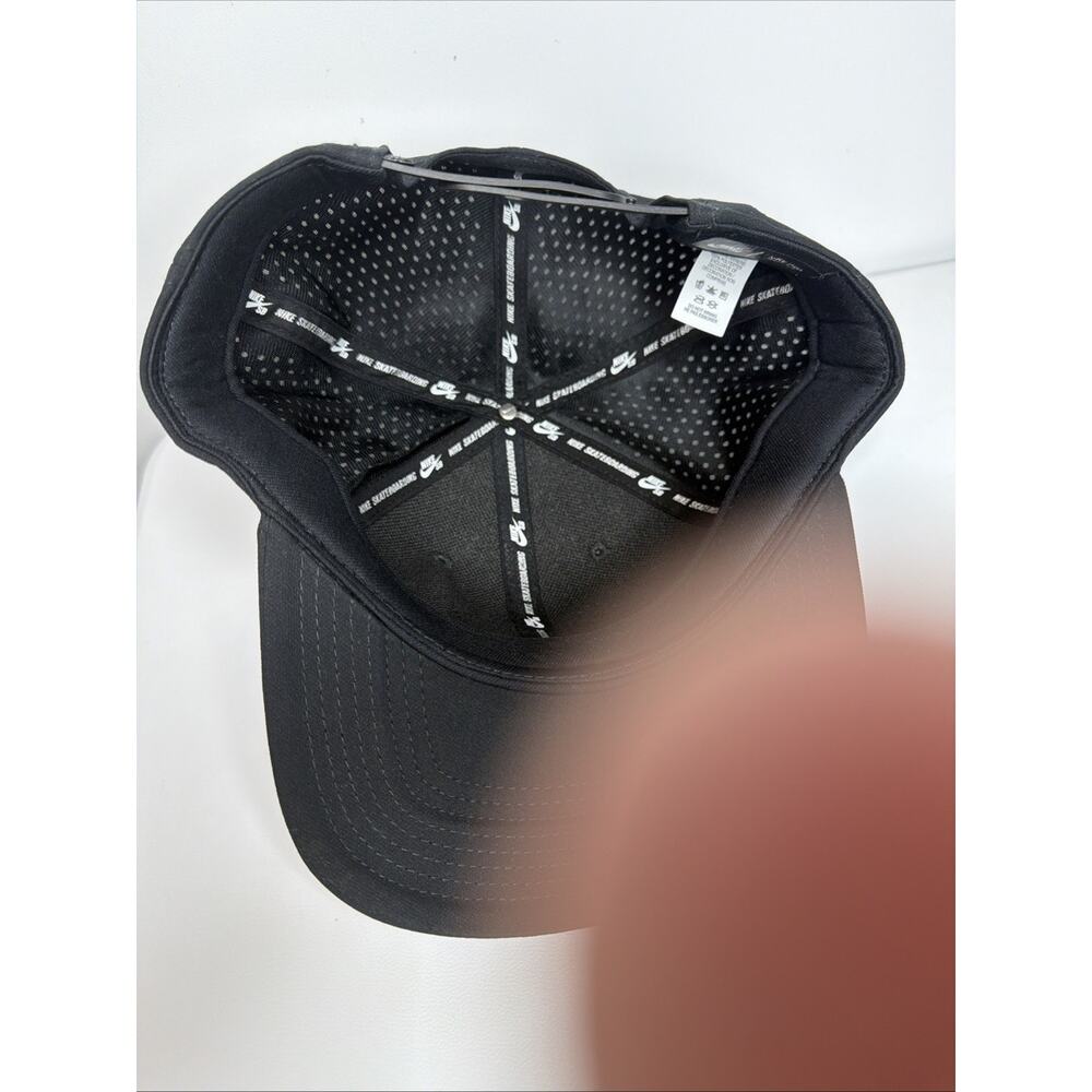 Nike SB Pro Dri-Fit Perforated SnapBack Black Hat - Picture 7 of 11